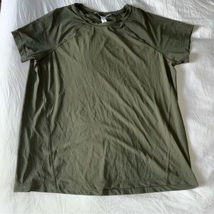 Athleta top size small green flowy